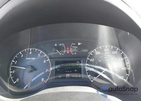 2014 Nissan Sentra S z USA, uszkodzony, nr VIN 3N1AB7APXEY259730